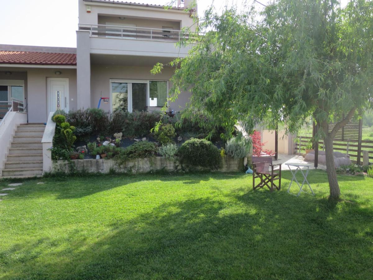 Guesthouse With Garden Comotini Exterior foto