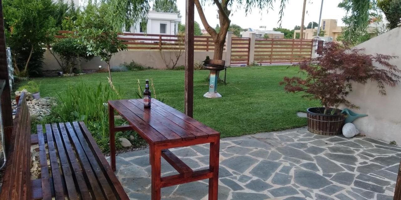 Guesthouse With Garden Comotini Exterior foto